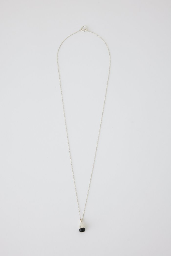 【リムアーク/RIM.ARK】のBottle motif necklace/ネックレス インテリア・キッズ・メンズ・レディースファッション・服の通販 founy(ファニー) https://founy.com/ ファッション Fashion レディースファッション Ladies' Fashion Online ジュエリー Jewelry ネックレス Necklaces ガラス Glass チェーン Chain ドッキング Docking ネックレス Necklace モチーフ Motif |ID: prp329100004255638 ipo3291000000029555974