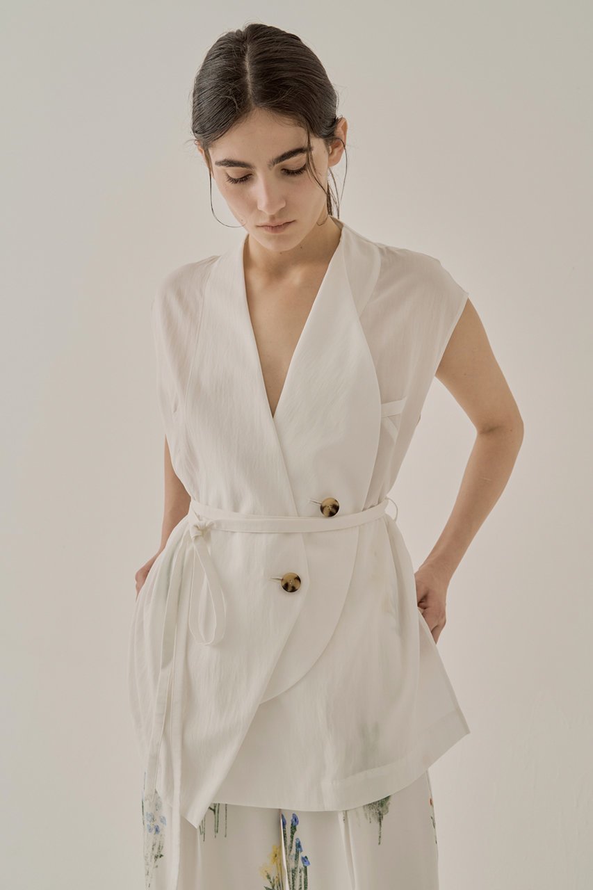 【アキラナカ/AKIRANAKA】のJustine ノースリーブシャツ 人気、トレンドファッション・服の通販 founy(ファニー) 　ファッション　Fashion　レディースファッション　WOMEN　トップス・カットソー　Tops/Tshirt　キャミソール / ノースリーブ　No Sleeves　シャツ/ブラウス　Shirts/Blouses　なめらか　Smooth　ノースリーブ　No Sleeve　ランダム　Random　エレガント 上品　Elegant　other-6|ID: prp329100004257431 ipo3291000000031375243