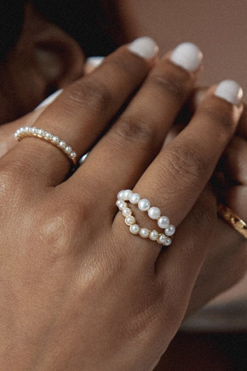 【デイジー ロンドン/DAISY LONDON】のPearl Wave Band リング シルバー 人気、トレンドファッション・服の通販 founy(ファニー) 　ファッション　Fashion　レディースファッション　Fashion for Women　ジュエリー　Jewelry　おすすめ　Recommended / Our Picks　シルバー　Silver, Metallic Silver　パール　Pearl, Pearl Accent　エレガント 上品　Elegant　other-2|ID: prp329100004259121 ipo3291000000036096335