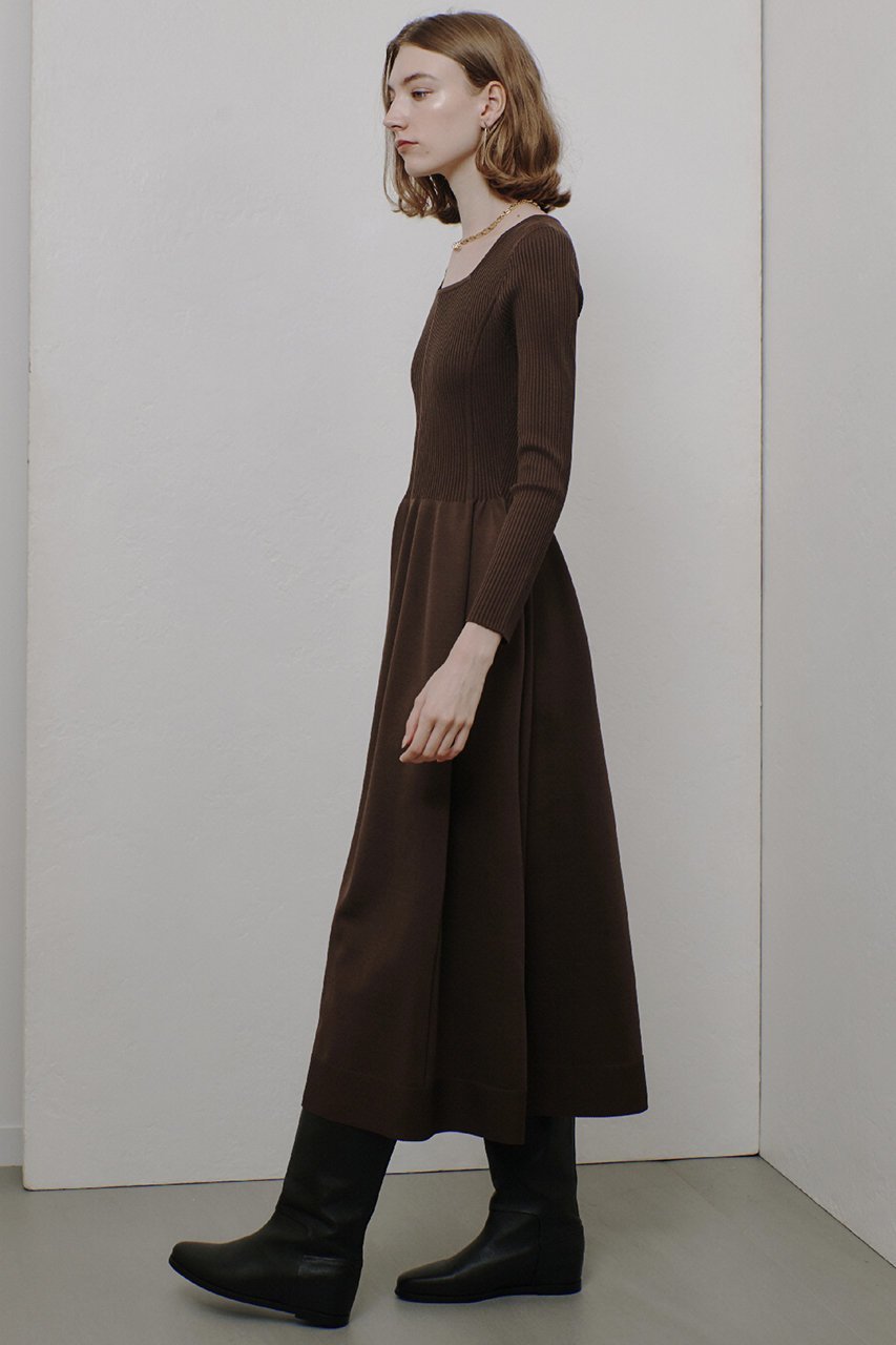 【アルアバイル/allureville】のウエストマークコクーンニットワンピース 人気、トレンドファッション・服の通販 founy(ファニー) 　ファッション　Fashion　レディースファッション　Fashion for Women　ワンピース　Dresses　ニットワンピース　Knit Dresses　チュニック　Tunic Tops & Dresses　ジャケット　Jacket, Outerwear　スクエア　Square, Square Shape　チュニック　Tunic, Long Top　デコルテ　Décolleté, Neckline　フィット　Fit, Slim Fit　フレア　Flare, Flared　ロング　Long, Long-Length　A/W・秋冬　Autumn/Winter　other-6|ID: prp329100004260087 ipo3291000000032888790