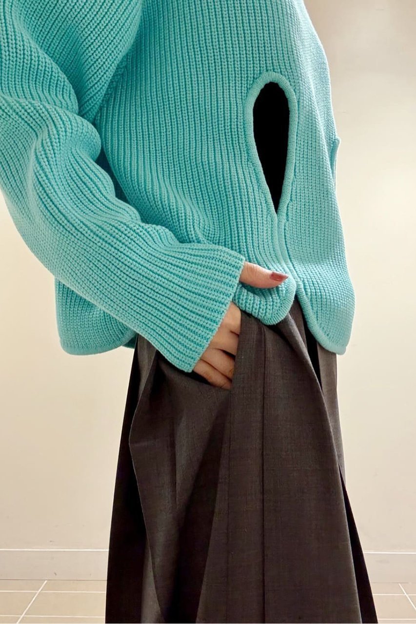 【アドーア/ADORE】のティアドロップホールニット 人気、トレンドファッション・服の通販 founy(ファニー) 　ファッション　Fashion　レディースファッション　Fashion for Women　トップス・カットソー　Cut & Sew Tops　ニット　Knit Tops & Sweaters　カジュアルプルオーバー・ニットトップス　Pullovers & Knit Tops / Casual Pullovers　インナー　Innerwear　スカラップ　Scallop, Scalloped Edge　ヘムライン　Hemline, Bottom Cut　ボトム　Bottoms, Lower Wear　ミドル　Middle Length, Mid Height　再入荷　Restock / Back in Stock　other-6|ID: prp329100004263765 ipo3291000000034989469