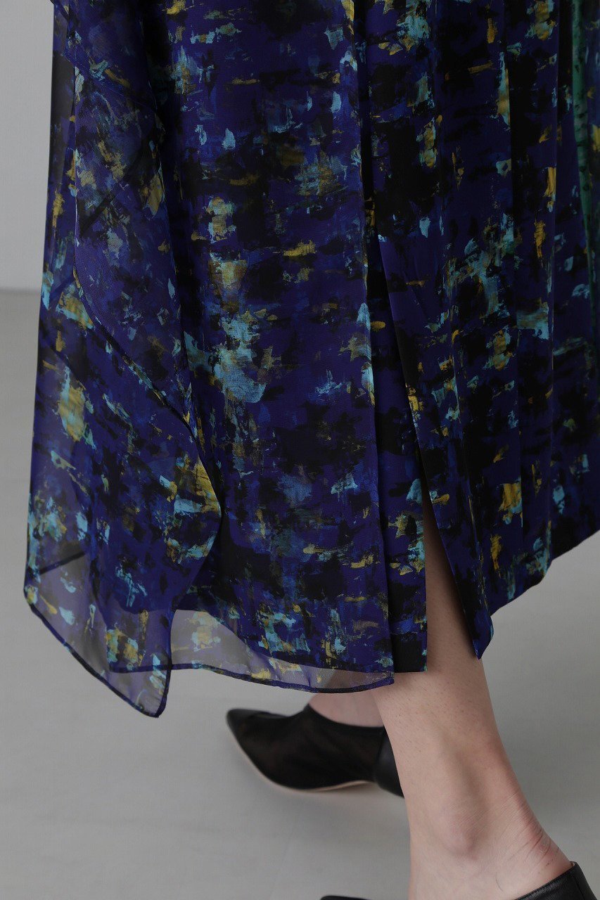 【アドーア/ADORE】のスキージーアートプリントスカート 人気、トレンドファッション・服の通販 founy(ファニー) 　ファッション　Fashion　レディースファッション　Fashion for Women　スカート　Skirts　ロングスカート　Long Skirts / Maxi & Midi Skirts　シアー　Sheer, See-Through　シフォン　Chiffon, Lightweight Fabric　シンプル　Simple, Minimal　ジョーゼット　Georgette, Semi-Sheer Fabric　ドレープ　Drape, Draping Fabric　フラット　Flat, Flat Shoes　プリント　Print, Printed Pattern　ロング　Long, Long-Length　再入荷　Restock / Back in Stock　other-8|ID: prp329100004266833 ipo3291000000034989415