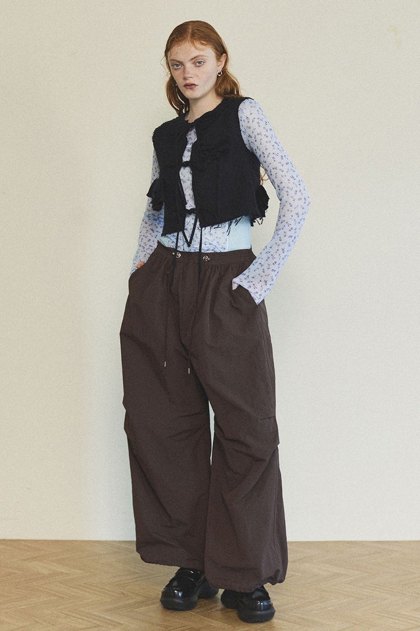 【メゾンスペシャル/MAISON SPECIAL】のFlower Rustic Tops/フラワーラスティックトップス 人気、トレンドファッション・服の通販 founy(ファニー) 　ファッション　Fashion　レディースファッション　Fashion for Women　トップス・カットソー　Cut & Sew Tops　キャミソール&ノースリーブ　Camisoles & Sleeveless Tops　シャツ・ブラウス・オフィスカジュアル　Elegant Blouses & Button-Ups　インナー　Innerwear　コンパクト　Compact, Small Size　ノースリーブ　Sleeveless, No-Sleeve　ビスチェ　Bustier, Corset Top　フラワー　Flower, Floral　フロント　Front, Front Design　モチーフ　Motif, Design Theme　リボン　Ribbon, Bow　other-7|ID: prp329100004271058 ipo3291000000032874490