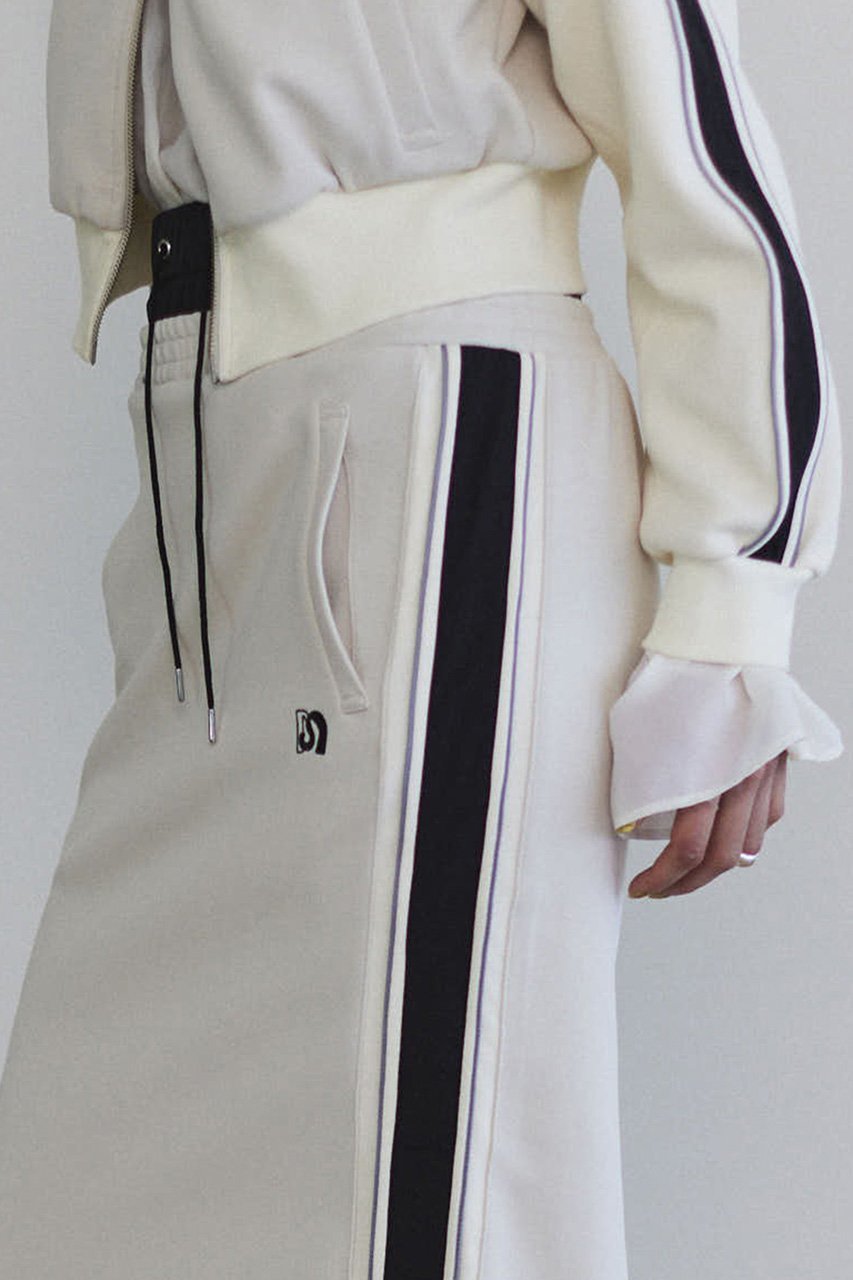 【メゾンスペシャル/MAISON SPECIAL】のDouble Waist Side Line Jersey Skirt/ダブルウエストサイドラインジャージスカート 人気、トレンドファッション・服の通販 founy(ファニー) 　ファッション　Fashion　レディースファッション　Fashion for Women　スカート　Skirts　ロングスカート　Long Skirts / Maxi & Midi Skirts　シンプル　Simple, Minimal　セットアップ　Set-Up, Coordinated Outfit　ダブル　Double, Double-Breasted　リラックス　Relax, Relaxed Fit　ロング　Long, Long-Length　おすすめ　Recommended / Our Picks　other-8|ID: prp329100004271097 ipo3291000000035056899