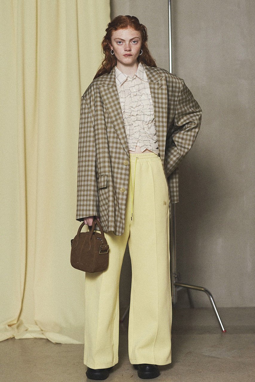 【メゾンスペシャル/MAISON SPECIAL】のColored Chill Pants/カラーチルパンツ 人気、トレンドファッション・服の通販 founy(ファニー) 　ファッション　Fashion　レディースファッション　WOMEN　パンツ　Pants　ジャケット　Jacket　センター　Center　ポケット　Pocket　リラックス　Relax　おすすめ　Recommend　other-7|ID: prp329100004271105 ipo3291000000031373135