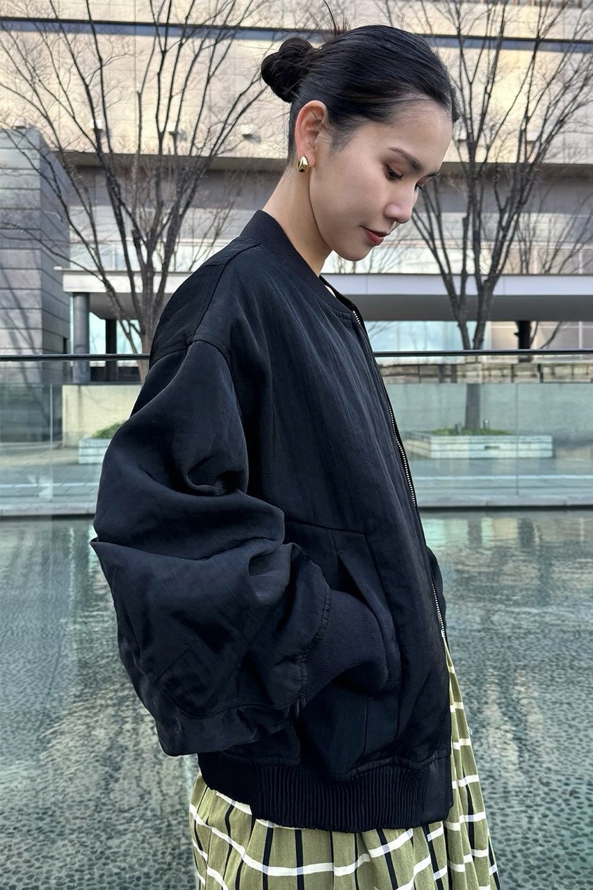 【スタニングルアー/STUNNING LURE】のrナイロンツイルMA-1 人気、トレンドファッション・服の通販 founy(ファニー) 　ファッション　Fashion　レディースファッション　Fashion for Women　アウター　Coat / Outerwear Collection　レディースジャケット・軽アウター　Jackets　ブルゾンジャケット・スポーティアウター　Blouson Jackets　MA-1ジャケット　MA-1 Bomber Jackets / Flight Jackets　ジャケット　Jacket, Outerwear　デニム　Denim, Jeans Material　フェミニン　Feminine, Girly　フォルム　Silhouette, Form　ブルゾン　Blouson, Bomber Jacket　定番　Standard, Basic Item　other-5|ID: prp329100004271115 ipo3291000000032919123