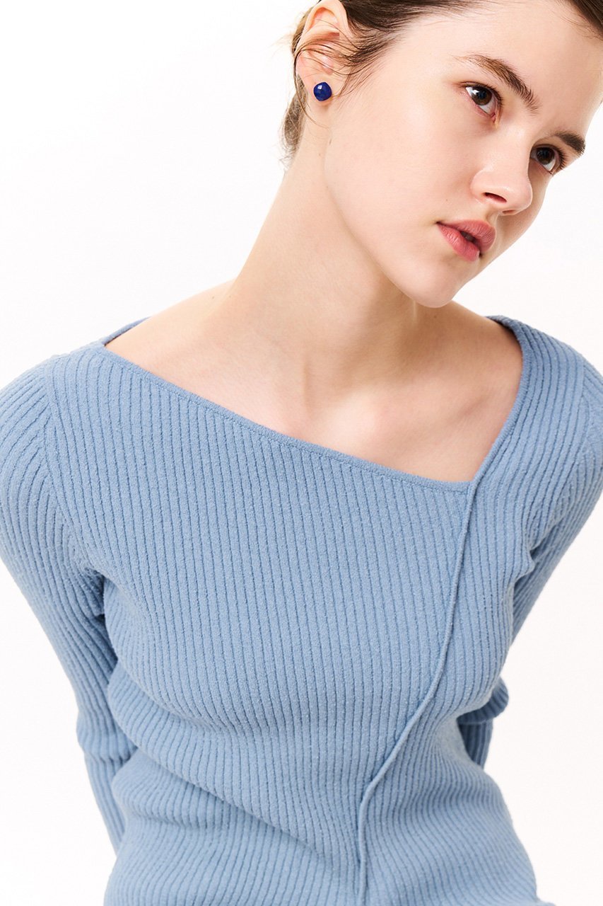 【スタニングルアー/STUNNING LURE】のシルクブークレアシンメトリープルオーバー 人気、トレンドファッション・服の通販 founy(ファニー) 　ファッション　Fashion　レディースファッション　Fashion for Women　トップス・カットソー　Cut & Sew Tops　シャツ・ブラウス・オフィスカジュアル　Elegant Blouses & Button-Ups　ロングTシャツ・Tシャツ　Longline T-Shirts & Tees　カジュアルプルオーバー・ニットトップス　Pullovers & Knit Tops / Casual Pullovers　カットソー・ベーシックTシャツ　Cut-and-Sewn Tops / Stretch Tees & Basics　アシンメトリー　Asymmetrical Style　シルク　Silk, 100% Silk　スリーブ　Sleeve, Long Sleeve / Short Sleeve　ロング　Long, Long-Length　other-8|ID: prp329100004271118 ipo3291000000032885717