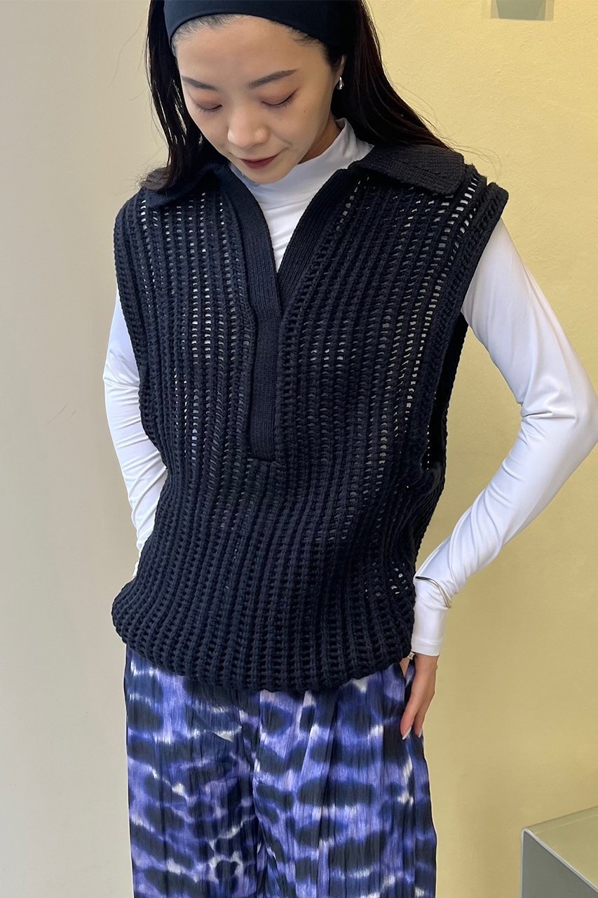 【スタニングルアー/STUNNING LURE】のニットベスト 人気、トレンドファッション・服の通販 founy(ファニー) 　ファッション　Fashion　レディースファッション　Fashion for Women　トップス・カットソー　Cut & Sew Tops　ニット　Knit Tops & Sweaters　ベスト&ジレ / 重ね着スタイル　Vests & Gilets　カジュアルプルオーバー・ニットトップス　Pullovers & Knit Tops / Casual Pullovers　おすすめ　Recommended / Our Picks　ベスト　Vest, Waistcoat　マニッシュ　Mannish, Boyish　リラックス　Relax, Relaxed Fit　エレガント 上品　Elegant　other-4|ID: prp329100004271121 ipo3291000000032956084