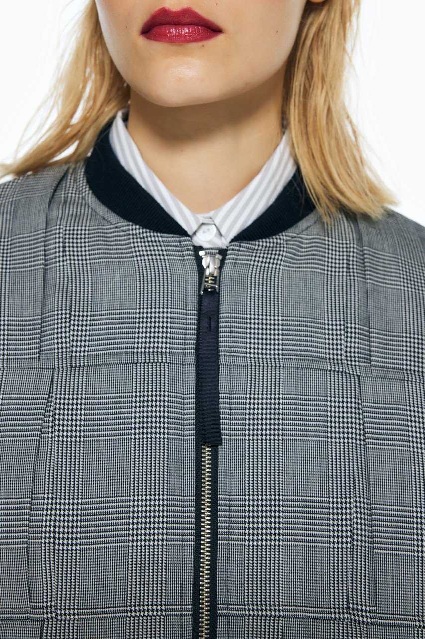 【エンフォルド/ENFOLD】のモノトーンチェック タックMA-1ブルゾン 人気、トレンドファッション・服の通販 founy(ファニー) 　ファッション　Fashion　レディースファッション　Fashion for Women　アウター　Coat / Outerwear Collection　レディースジャケット・軽アウター　Jackets　ブルゾンジャケット・スポーティアウター　Blouson Jackets　MA-1ジャケット　MA-1 Bomber Jackets / Flight Jackets　ジャケット　Jacket, Outerwear　ダウン　Down, Puffer　チェック　Check, Plaid, Tartan　ブルゾン　Blouson, Bomber Jacket　ボックス　Boxy, Box Shape　モノトーン　Monotone, Black and White　other-7|ID: prp329100004290077 ipo3291000000032932362