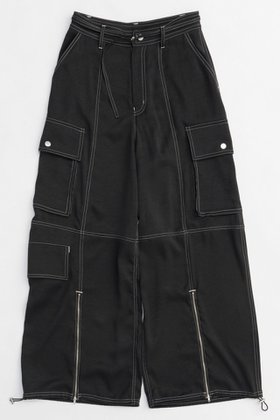 【メゾンスペシャル/MAISON SPECIAL】のZip Design Satin Cargo Pants/ジップサテンカーゴパンツ 人気、トレンドファッション・服の通販 founy(ファニー) ファッション Fashion レディースファッション WOMEN パンツ Pants 春 Spring カーゴパンツ Cargo Pants サテン Satin ジップ Zip スリット Slit ドレープ Drape フロント Front 夏 Summer エレガント 上品 Elegant NEW・新作・新着・新入荷 New Arrivals |ID:prp329100004290094