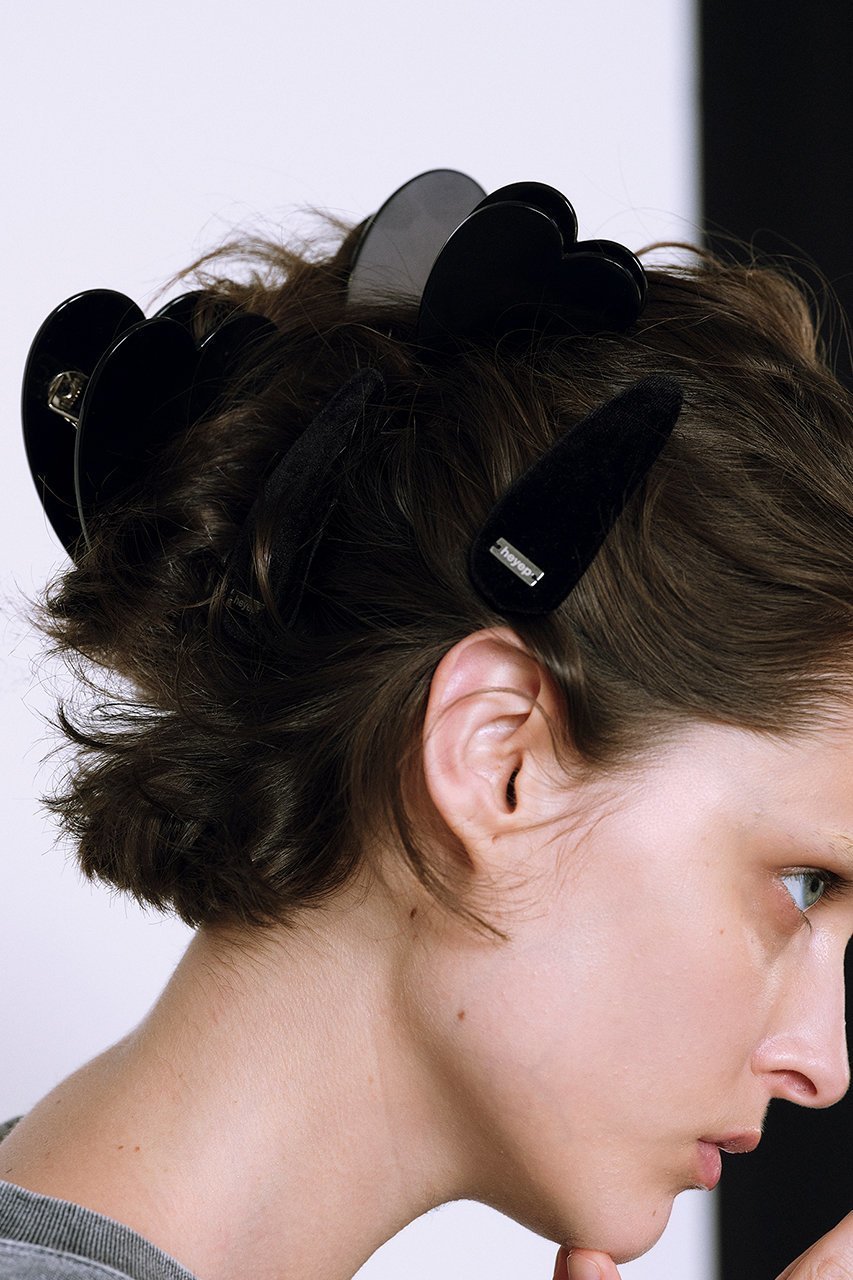 【ヘイップ/heyep】のVelour ヘアクリップ 2Pセット 人気、トレンドファッション・服の通販 founy(ファニー) 　ファッション　Fashion　レディースファッション　Fashion for Women　トップス・カットソー　Cut & Sew Tops　ベロアトップス　Velour Tops / Velvet-Look Items　シュシュ&ヘアアクセ/ヘアアレンジ　Scrunchies & Hair Accessories　アクセサリー　Fashion Accessories　シンプル　Simple, Minimal　バレッタ　Barrette, Hair Clip　ベロア　Velour, Soft Velvet　エレガント 上品　Elegant　other-2|ID: prp329100004290119 ipo3291000000032816888