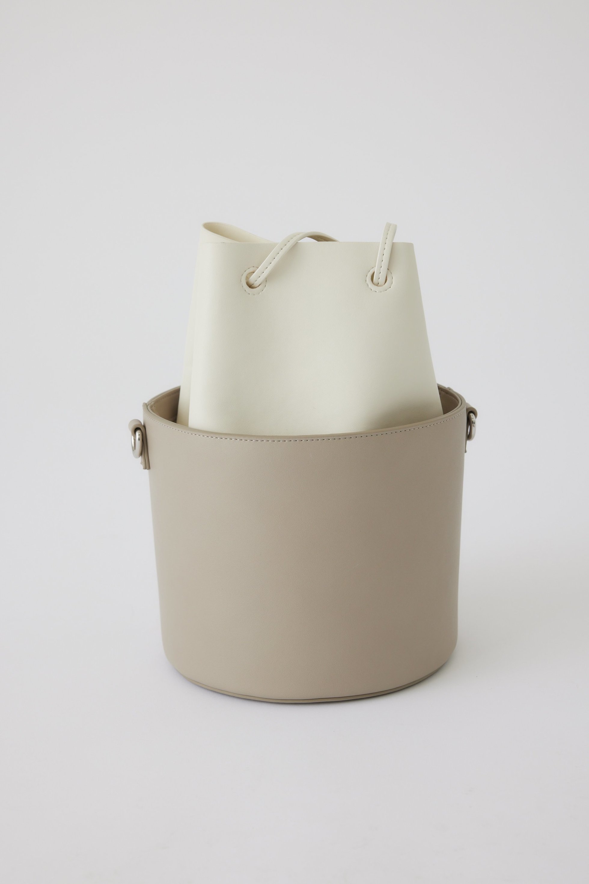 【リムアーク/RIM.ARK】のCombination bucket bag/バッグ 人気、トレンドファッション・服の通販 founy(ファニー) 　ファッション　Fashion　レディースファッション　WOMEN　バッグ　Bag　コンパクト　Compact　スタンダード　Standard　ハンドバッグ　Handbag　春　Spring　other-3|ID: prp329100004293846 ipo3291000000031370047