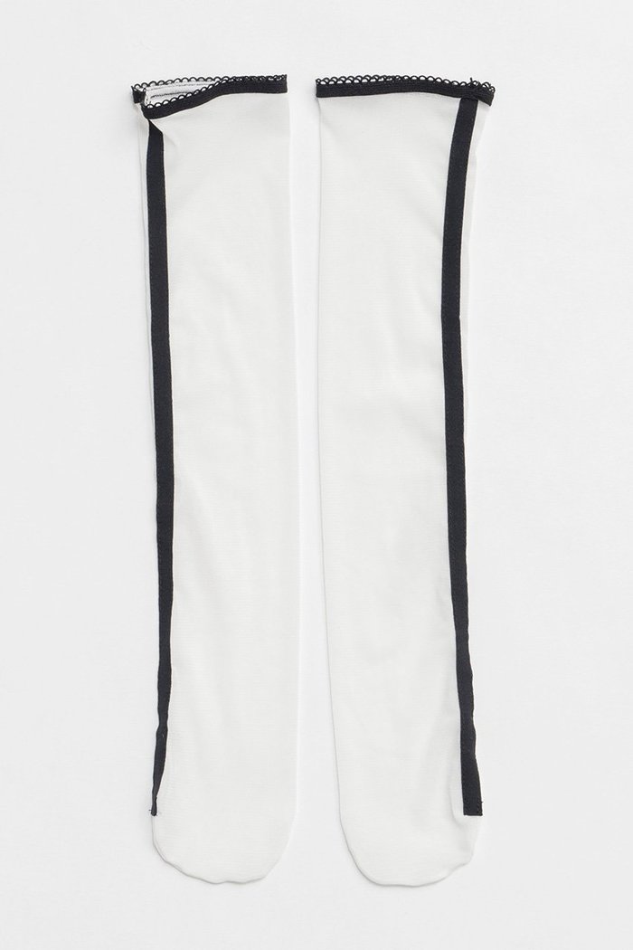 【メゾンスペシャル/MAISON SPECIAL】のSee-through Line Socks/シースルーラインソックス インテリア・キッズ・メンズ・レディースファッション・服の通販 founy(ファニー) https://founy.com/ ファッション Fashion レディースファッション Fashion for Women ソックス&靴下 Socks & Hosiery レッグウェア・ストッキング Legwear & Hosiery おすすめ Recommended / Our Picks シアー Sheer, See-Through スポーティ Sporty, Casual Athletic ソックス Socks, Hosiery チュール Tulip, Tulip Motif トレンド Trend, Trending Now ドッキング Docking, Mixed Material |ID: prp329100004300111 ipo3291000000035940631
