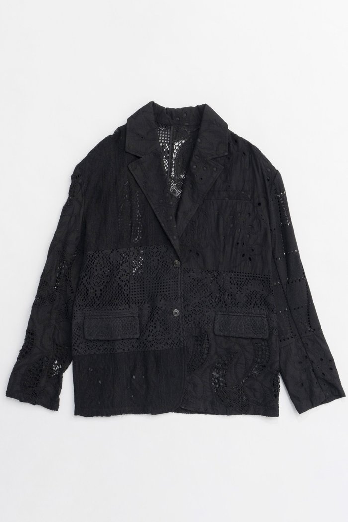 【メゾンスペシャル/MAISON SPECIAL】のLace Fabric Docking Jacket/レースドッキングジャケット インテリア・キッズ・メンズ・レディースファッション・服の通販 founy(ファニー) https://founy.com/ ファッション Fashion レディースファッション WOMEN アウター Coat Outerwear ジャケット Jackets 春 Spring シンプル Simple ジャケット Jacket セットアップ Set Up タートルネック Turtleneck ドッキング Docking レース Race A/W・秋冬 Aw・Autumn/Winter・Fw・Fall-Winter S/S・春夏 Ss・Spring/Summer おすすめ Recommend 夏 Summer 2025年 2025 |ID: prp329100004305583 ipo3291000000029853977