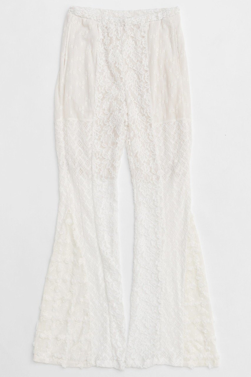 【メゾンスペシャル/MAISON SPECIAL】のLace Fabric Flare Pants/レースドッキングフレアパンツ インテリア・キッズ・メンズ・レディースファッション・服の通販 founy(ファニー) 　ファッション　Fashion　レディースファッション　WOMEN　パンツ　Pants　春　Spring　カーディガン　Cardigan　ストレッチ　Stretch　ドレープ　Drape　フィット　Fit　フレア　Flare　レース　Race　A/W・秋冬　Aw・Autumn/Winter・Fw・Fall-Winter　S/S・春夏　Ss・Spring/Summer　夏　Summer　エレガント 上品　Elegant　2025年　2025　WHT(ホワイト)|ID: prp329100004305596 ipo3291000000029854012