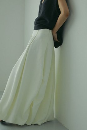 【エトレトウキョウ/ETRE TOKYO】のサイドタックバルーンスカート 人気、トレンドファッション・服の通販 founy(ファニー) ファッション Fashion レディースファッション Fashion for Women スカート Skirts ロングスカート Long Skirts / Maxi & Midi Skirts おすすめ Recommended / Our Picks シンプル Simple, Minimal バルーン Balloon, Balloon Silhouette ロング Long, Long-Length |ID:prp329100004306722