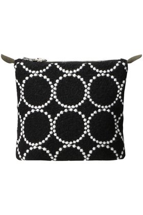 【ミナ ペルホネン/mina perhonen】 korva pouch tambourine ポーチ人気、トレンドファッション・服の通販 founy(ファニー) ファッション Fashion レディースファッション Ladies' Fashion Online ポーチ Pouches フォルム Form ポーチ Pouch 人気 Popularity 定番 Standard |ID:prp329100004306735