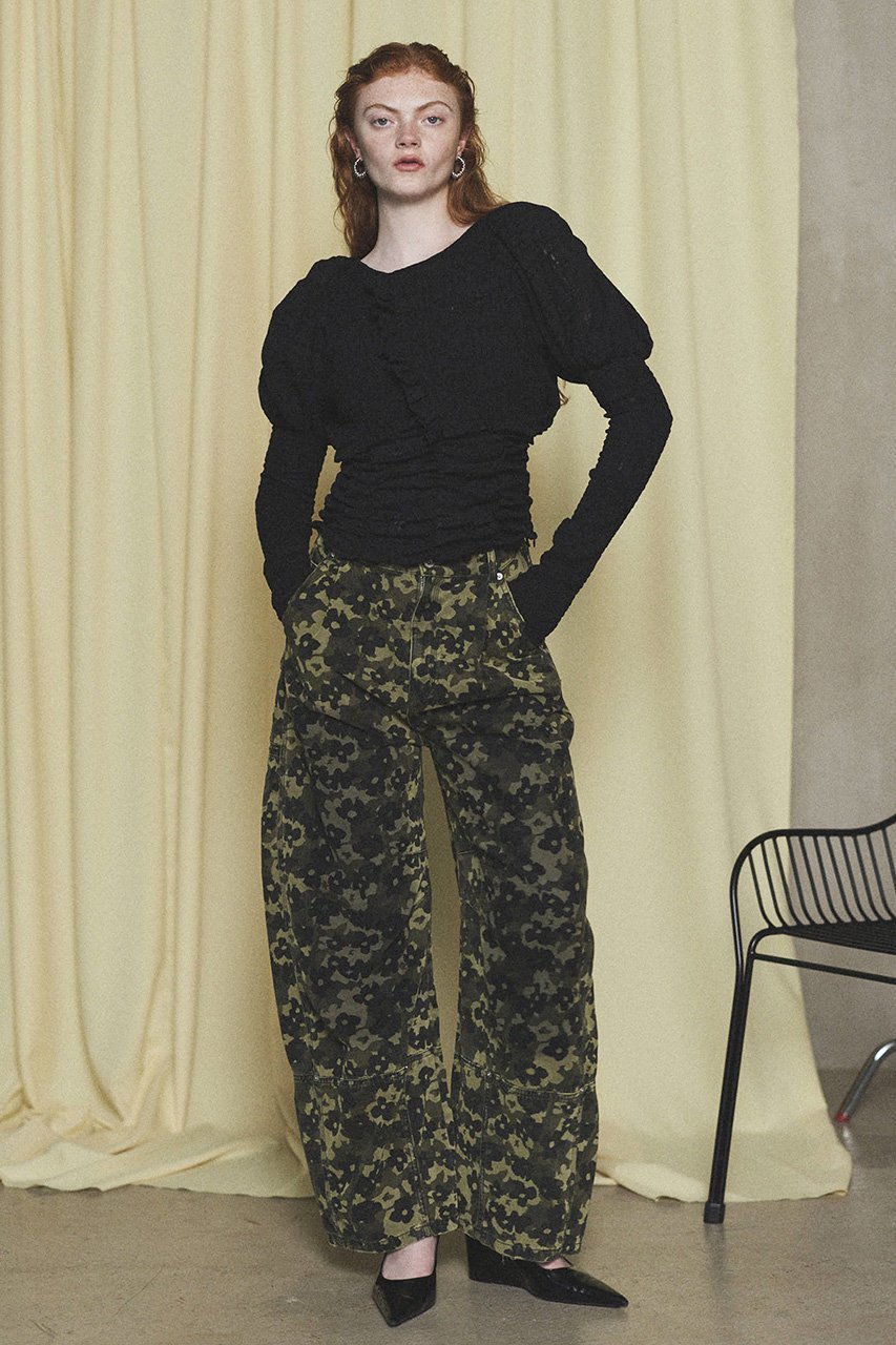 【メゾンスペシャル/MAISON SPECIAL】のFlower Camouflage Curve Pants/フラワーカモフラージュカーブパンツ 人気、トレンドファッション・服の通販 founy(ファニー) 　ファッション　Fashion　レディースファッション　Fashion for Women　パンツ　Pants & Trousers　ガーリー　Girly, Feminine Style　フラワー　Flower, Floral　モチーフ　Motif, Design Theme　無地　Plain, Solid Color　ループ　Loop, Loop Knit　レース　Lace, Lace Fabric　おすすめ　Recommended / Our Picks　other-7|ID: prp329100004308120 ipo3291000000032902319