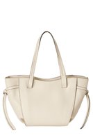 【アナイ/ANAYI】の2WAYショルダーハンド Mバッグ 人気、トレンドファッション・服の通販 founy(ファニー) ファッション Fashion レディースファッション Fashion for Women バッグ Bags ショルダー Shoulder, Shoulder Strap ハンド Hand, Handmade フェミニン Feminine, Girly フォルム Silhouette, Form ポケット Pocket, Pocket Detail |ID:prp329100004308217