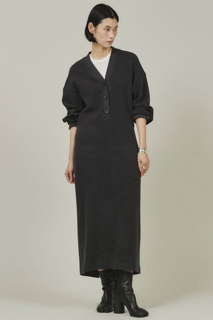 【カレンソロジー/Curensology】のワッフルジャージワンピース インテリア・キッズ・メンズ・レディースファッション・服の通販 founy(ファニー) https://founy.com/ ファッション Fashion レディースファッション Ladies' Fashion Online ワンピース Dress チュニック Tunic エレガント 上品 Elegant シンプル Simple ジャージー Jersey ストレッチ Stretch ストレート Straight スリット Slit チュニック Tunic フロント Front ミックス Mix ロング Long ワッフル Waffle 再入荷 Restock/Back In Stock/Re Arrival |ID: prp329100004308224 ipo3291000000032613241