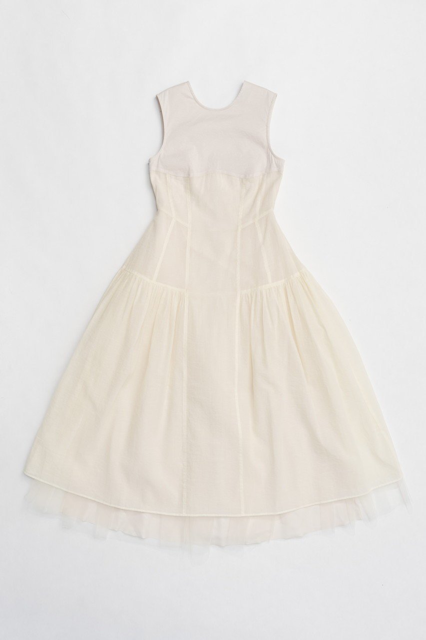 【プランク プロジェクト/PRANK PROJECT】のチュールレイヤードパネルドレス / Tulle layered panel dress インテリア・キッズ・メンズ・レディースファッション・服の通販 founy(ファニー) 　ファッション　Fashion　レディースファッション　Fashion for Women　ワンピース　Dresses　フォーマル・パーティードレス・結婚式用ドレス　Elegant & Casual Dresses　チュニック　Tunic Tops & Dresses　インナー　Innerwear　カッティング　Cutting Detail　シアー　Sheer, See-Through　シャーリング　Shirring, Ruched　ストレッチ　Stretch, Stretchy Fabric　スニーカー　Sneakers, Trainers　チュニック　Tunic, Long Top　チュール　Tulip, Tulip Motif　バランス　Balance, Style Balance　フラワー　Flower, Floral　フロント　Front, Front Design　モチーフ　Motif, Design Theme　リネン　Linen, Linen Fabric　レース　Lace, Lace Fabric　ロング　Long, Long-Length　エレガント 上品　Elegant　長袖　Long Sleeve, Full Sleeve　WHT(ホワイト)|ID: prp329100004308249 ipo3291000000032887899