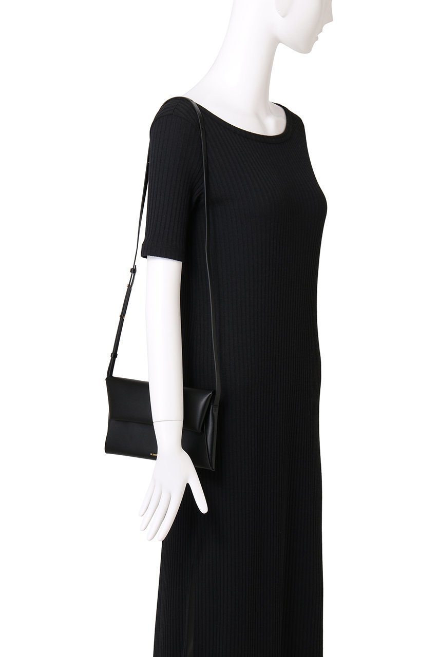 【ジル サンダー/JIL SANDER】のFOLDED CROSSBODY バッグ/スモール 人気、トレンドファッション・服の通販 founy(ファニー) 　ファッション　Fashion　レディースファッション　Fashion for Women　バッグ　Bags　スクエア　Square, Square Shape　スタイリッシュ　Stylish, Fashionable　フォルム　Silhouette, Form　ポケット　Pocket, Pocket Detail　マグネット　Magnet, Magnetic Closure　other-2|ID: prp329100004309712 ipo3291000000032798390
