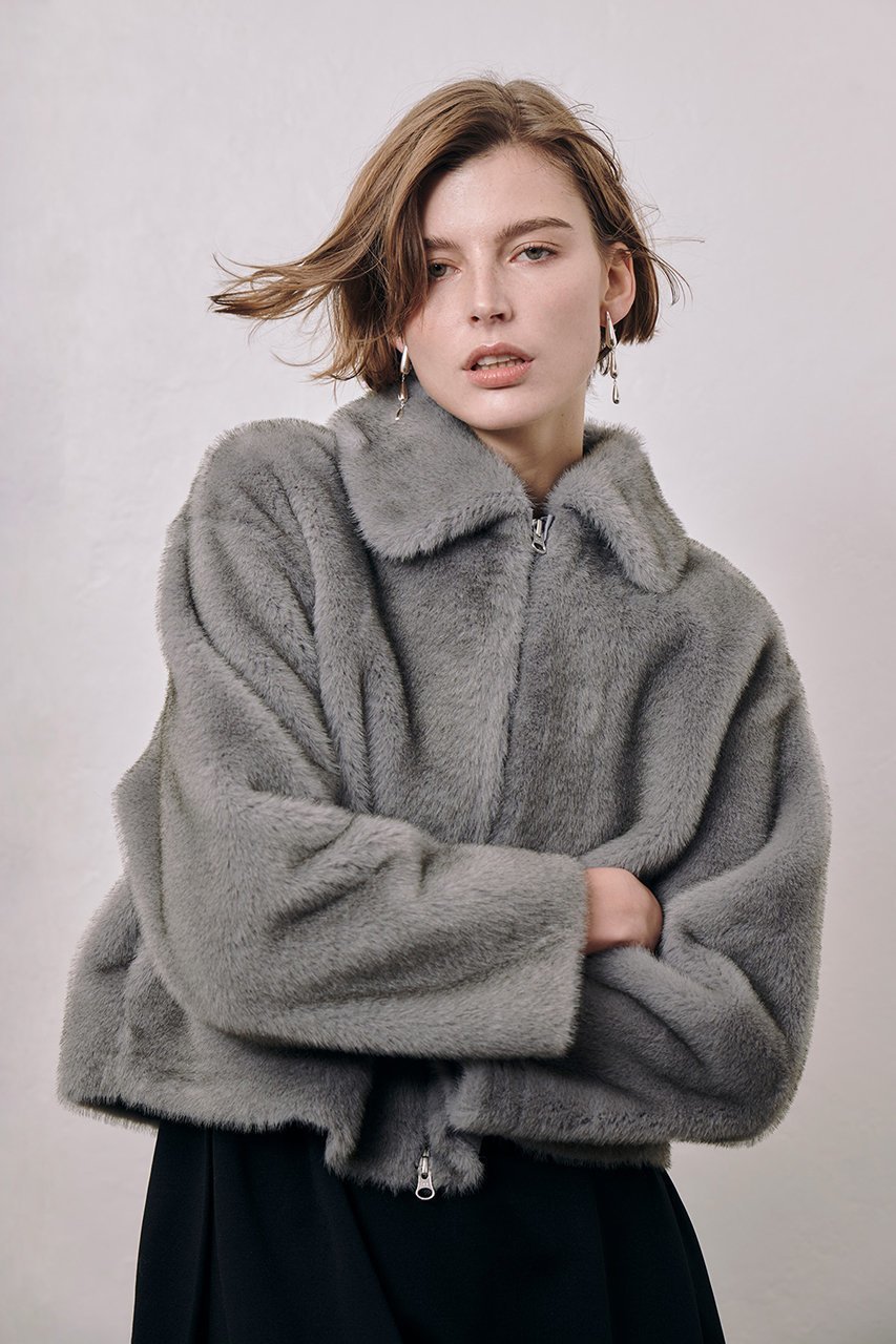 【アルアバイル/allureville】のフェイクミンクファーブルゾン 人気、トレンドファッション・服の通販 founy(ファニー) 　ファッション　Fashion　レディースファッション　Fashion for Women　アウター　Coat / Outerwear Collection　レディースジャケット・軽アウター　Jackets　ブルゾンジャケット・スポーティアウター　Blouson Jackets　なめらか　Smooth, Silky Texture　ジップ　Zip, Zipper　ジャケット　Jacket, Outerwear　スマート　Smart, Elegant　フェイクファー　Faux Fur, Imitation Fur　ブルゾン　Blouson, Bomber Jacket　エレガント 上品　Elegant　other-8|ID: prp329100004309723 ipo3291000000032932515