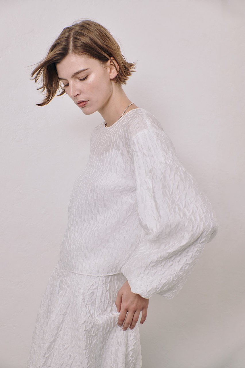 【アルアバイル/allureville】のフクレJQブラウス 人気、トレンドファッション・服の通販 founy(ファニー) 　ファッション　Fashion　レディースファッション　Fashion for Women　トップス・カットソー　Cut & Sew Tops　シャツ・ブラウス・オフィスカジュアル　Elegant Blouses & Button-Ups　おすすめ　Recommended / Our Picks　ジャカード／ジャガード　Jacquard, Woven Pattern　スリーブ　Sleeve, Long Sleeve / Short Sleeve　デニム　Denim, Jeans Material　ロング　Long, Long-Length　再入荷　Restock / Back in Stock　other-7|ID: prp329100004309747 ipo3291000000035055162