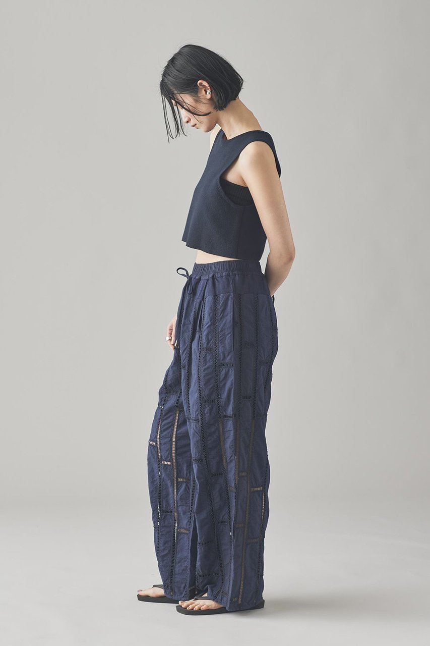 【カレンソロジー/Curensology】のコットンショートタンクニット 人気、トレンドファッション・服の通販 founy(ファニー) 　ファッション　Fashion　レディースファッション　Ladies' Fashion Online　トップス・カットソー　Tops/Tshirt　ニット　Knit Tops　プルオーバー　Pullover　クロップド　Cropped　コンパクト　Compact　タンク　Tank　トレンド　Trend　フィット　Fit　再入荷　Restock/Back In Stock/Re Arrival　夏　Summer　春　Spring　S/S・春夏　Ss・Spring/Summer　other-6|ID: prp329100004309760 ipo3291000000032613209