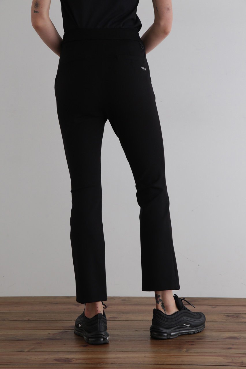 【ル フィル/LE PHIL】の《LE PHIL SPORTS》ストレッチサーモポンチパンツ 人気、トレンドファッション・服の通販 founy(ファニー) 　ファッション　Fashion　レディースファッション　Fashion for Women　パンツ　Pants & Trousers　スポーツウェア　Functional & Stylish Sportswear　スポーツ パンツ　Workout Pants / Training Shorts / Joggers　クロップド　Cropped, Short Length　フレア　Flare, Flared　ポケット　Pocket, Pocket Detail　エレガント 上品　Elegant　other-5|ID: prp329100004309777 ipo3291000000032715792