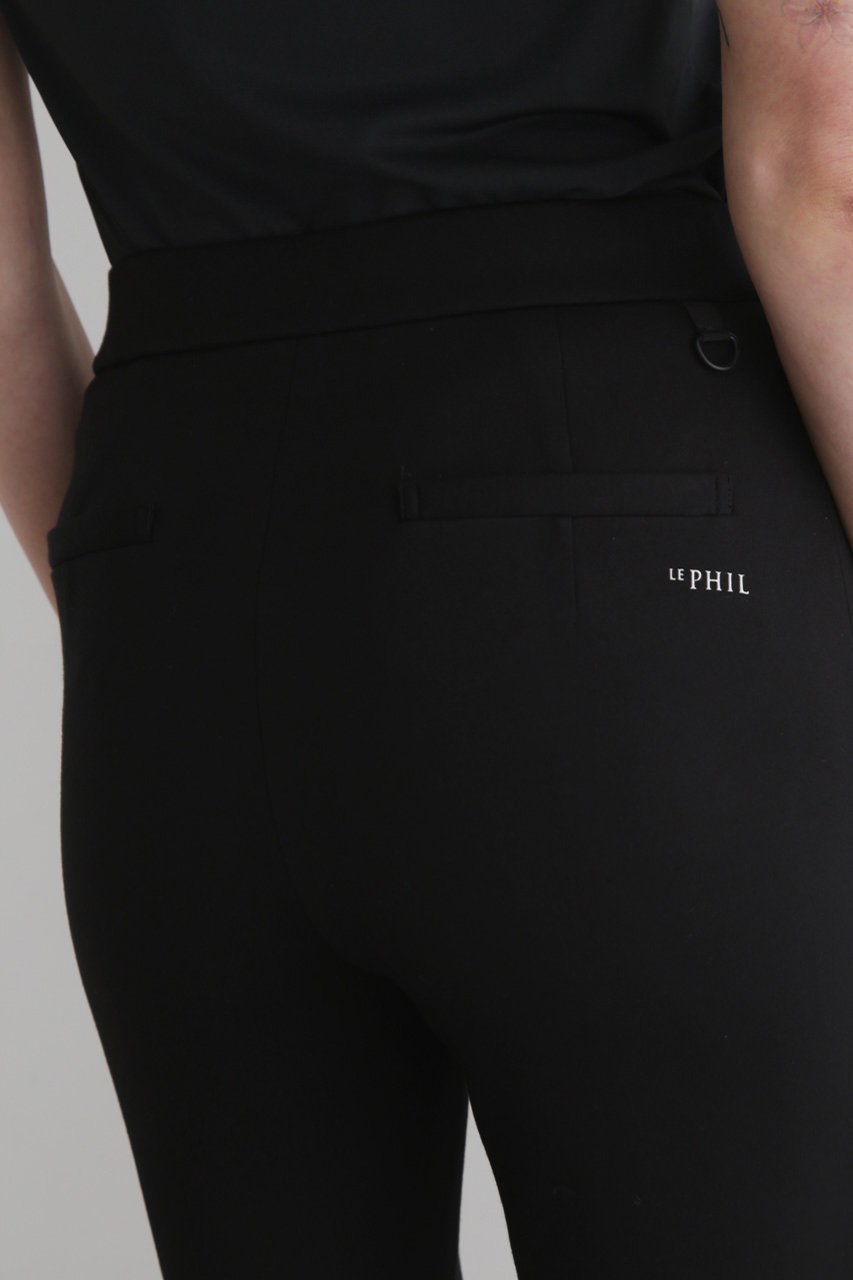 【ル フィル/LE PHIL】の《LE PHIL SPORTS》ストレッチサーモポンチパンツ 人気、トレンドファッション・服の通販 founy(ファニー) 　ファッション　Fashion　レディースファッション　Fashion for Women　パンツ　Pants & Trousers　スポーツウェア　Functional & Stylish Sportswear　スポーツ パンツ　Workout Pants / Training Shorts / Joggers　クロップド　Cropped, Short Length　フレア　Flare, Flared　ポケット　Pocket, Pocket Detail　エレガント 上品　Elegant　other-7|ID: prp329100004309777 ipo3291000000032715794