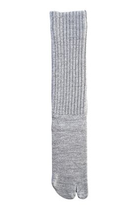 【ダブルアンドエフダブル/w&fw】のウール×シルクTABIリブソックス 人気、トレンドファッション・服の通販 founy(ファニー) ファッション Fashion レディースファッション Fashion for Women ソックス&靴下 Socks & Hosiery レッグウェア・ストッキング Legwear & Hosiery くるぶし Ankle-Length シルク Silk, 100% Silk ソックス Socks, Hosiery タンブラー Tumbler, Travel Mug フィット Fit, Slim Fit ホールガーメント WholeGarment, Seamless Knit リラックス Relax, Relaxed Fit 定番 Standard, Basic Item |ID:prp329100004311587