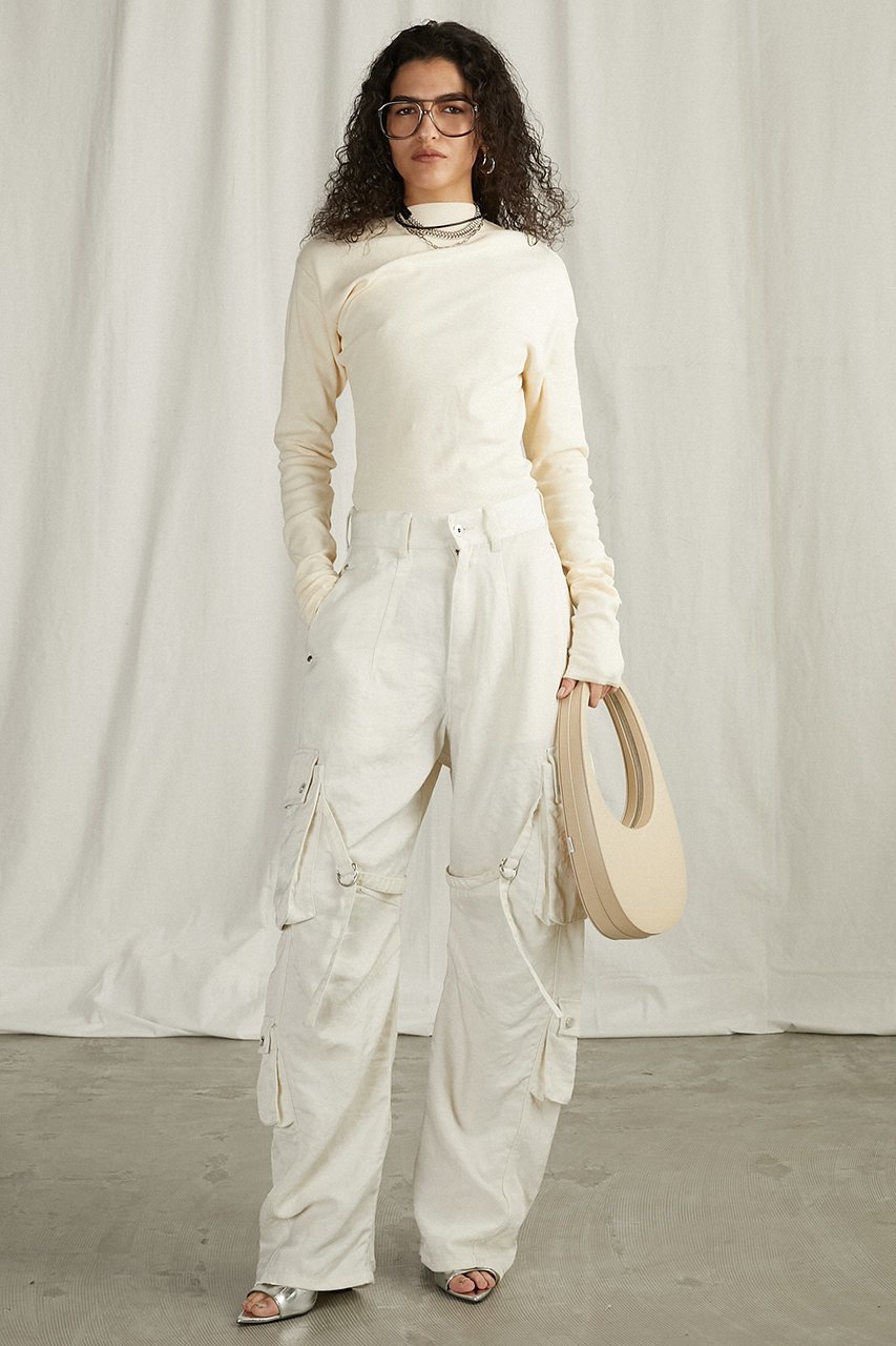 【プランク プロジェクト/PRANK PROJECT】のツイステッドトップ / Twisted Top 人気、トレンドファッション・服の通販 founy(ファニー) ファッション Fashion レディースファッション Fashion for Women トップス・カットソー Cut & Sew Tops シャツ・ブラウス・オフィスカジュアル Elegant Blouses & Button-Ups ロングTシャツ・Tシャツ Longline T-Shirts & Tees カットソー・ベーシックTシャツ Cut-and-Sewn Tops / Stretch Tees & Basics おすすめ Recommended / Our Picks カットソー Cut and Sewn Top シンプル Simple, Minimal スリーブ Sleeve, Long Sleeve / Short Sleeve セットアップ Set-Up, Coordinated Outfit ドレープ Drape, Draping Fabric ボトム Bottoms, Lower Wear ロング Long, Long-Length エレガント 上品 Elegant 今季 This Season, Current Season other-3|ID: prp329100004311606 ipo3291000000034420987