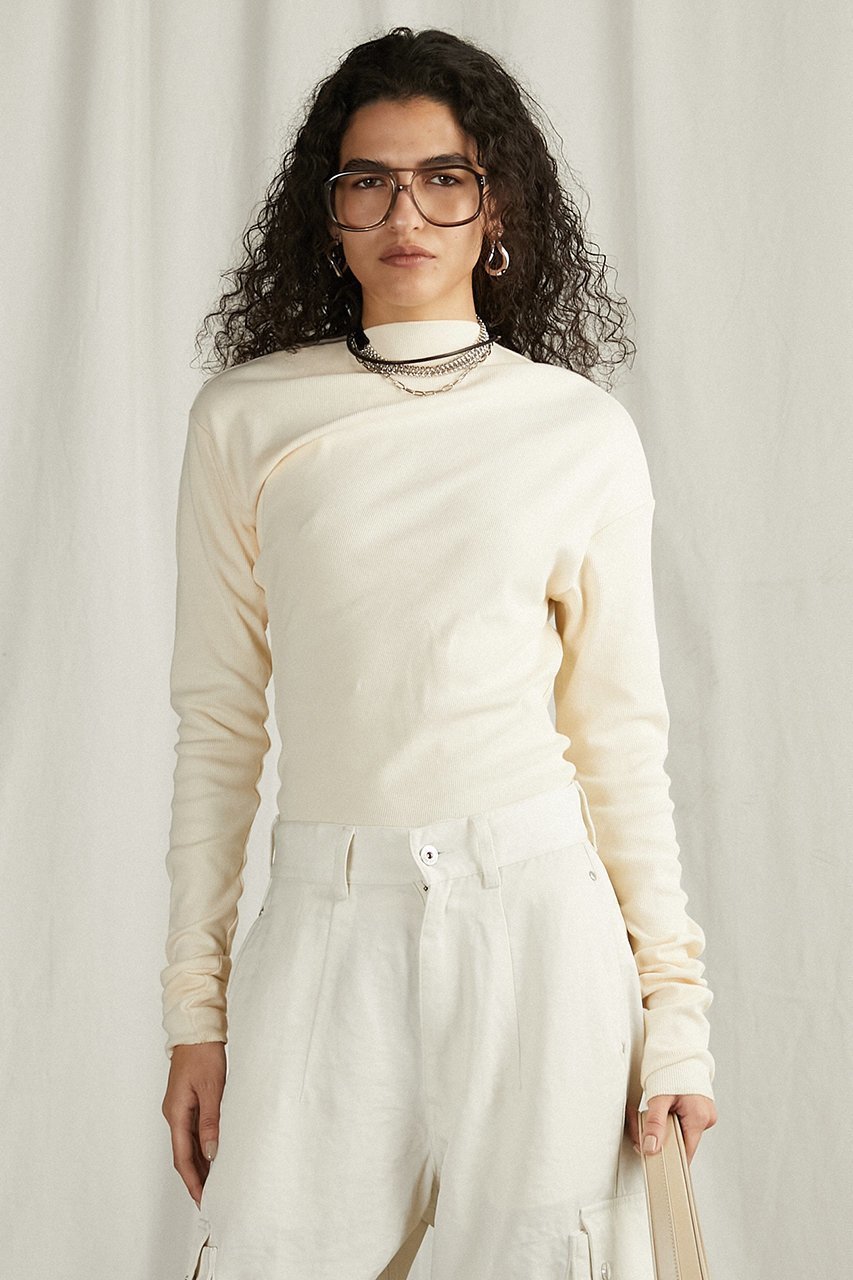 【プランク プロジェクト/PRANK PROJECT】のツイステッドトップ / Twisted Top 人気、トレンドファッション・服の通販 founy(ファニー) ファッション Fashion レディースファッション Fashion for Women トップス・カットソー Cut & Sew Tops シャツ・ブラウス・オフィスカジュアル Elegant Blouses & Button-Ups ロングTシャツ・Tシャツ Longline T-Shirts & Tees カットソー・ベーシックTシャツ Cut-and-Sewn Tops / Stretch Tees & Basics おすすめ Recommended / Our Picks カットソー Cut and Sewn Top シンプル Simple, Minimal スリーブ Sleeve, Long Sleeve / Short Sleeve セットアップ Set-Up, Coordinated Outfit ドレープ Drape, Draping Fabric ボトム Bottoms, Lower Wear ロング Long, Long-Length エレガント 上品 Elegant 今季 This Season, Current Season other-5|ID: prp329100004311606 ipo3291000000034420989