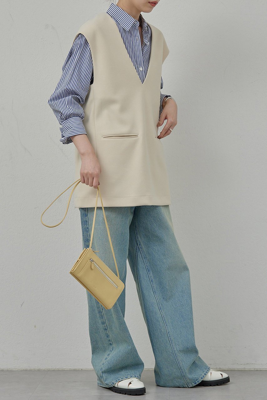 【ガリャルダガランテ/GALLARDAGALANTE】のカットジョーゼットVベスト 人気、トレンドファッション・服の通販 founy(ファニー) 　ファッション　Fashion　レディースファッション　Fashion for Women　アウター　Coat / Outerwear Collection　レディースジャケット・軽アウター　Jackets　おすすめ　Recommended / Our Picks　オケージョン　Occasion Wear　カットソー　Cut and Sewn Top　ジャケット　Jacket, Outerwear　ジョーゼット　Georgette, Semi-Sheer Fabric　セットアップ　Set-Up, Coordinated Outfit　デニム　Denim, Jeans Material　ベスト　Vest, Waistcoat　ビジネス 仕事 通勤　Business / Work / Commuting　other-8|ID: prp329100004311640 ipo3291000000032916772