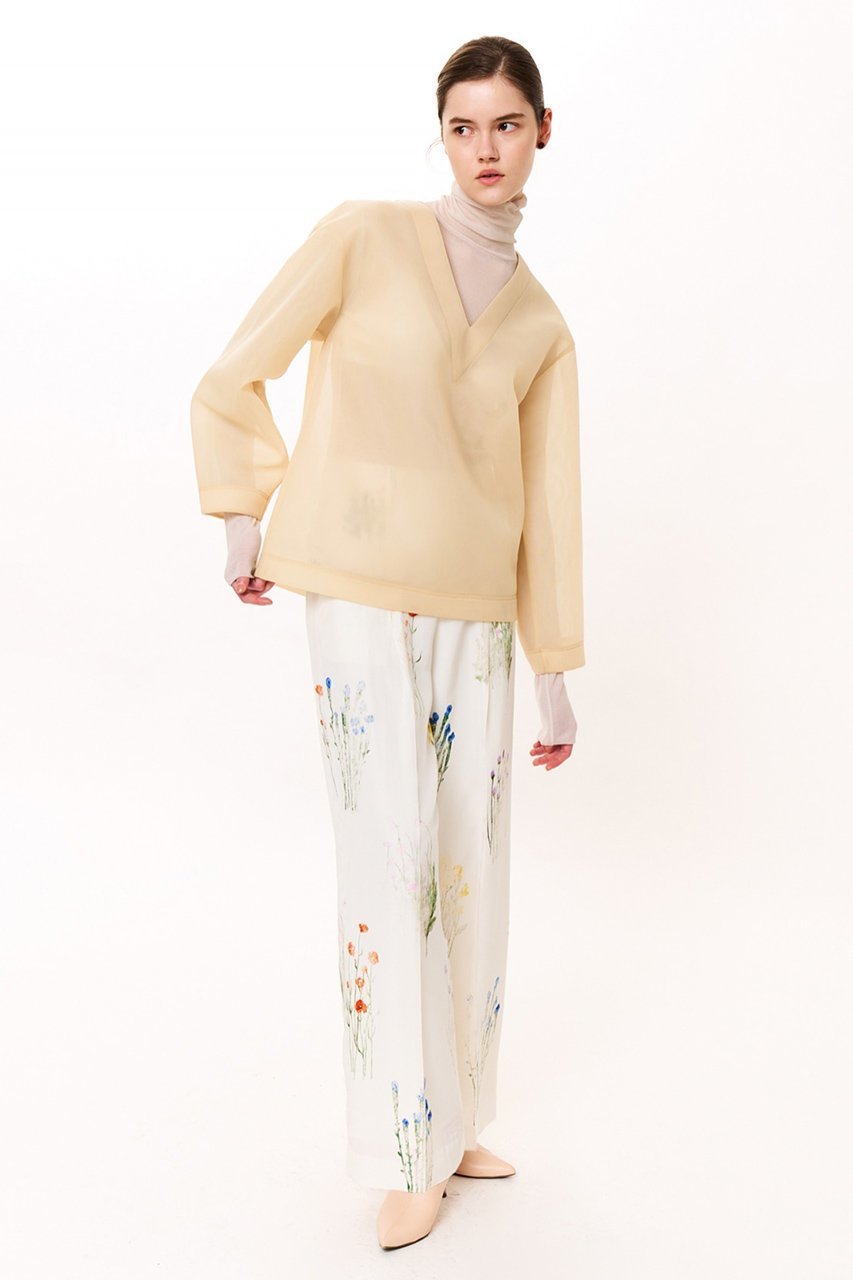 【スタニングルアー/STUNNING LURE】のシアーダンボールプルオーバー 人気、トレンドファッション・服の通販 founy(ファニー) 　ファッション　Fashion　レディースファッション　Fashion for Women　トップス・カットソー　Cut & Sew Tops　シャツ・ブラウス・オフィスカジュアル　Elegant Blouses & Button-Ups　レディースパーカー・カジュアルフーディー　Casual Hoodies & Sweatshirts　ロングTシャツ・Tシャツ　Longline T-Shirts & Tees　カジュアルプルオーバー・ニットトップス　Pullovers & Knit Tops / Casual Pullovers　スウェット・クルーネックトップス　Sweatshirts & Crewnecks / Relaxed Fit Sweat Tops　カットソー・ベーシックTシャツ　Cut-and-Sewn Tops / Stretch Tees & Basics　なめらか　Smooth, Silky Texture　フォルム　Silhouette, Form　other-8|ID: prp329100004311669 ipo3291000000032881978