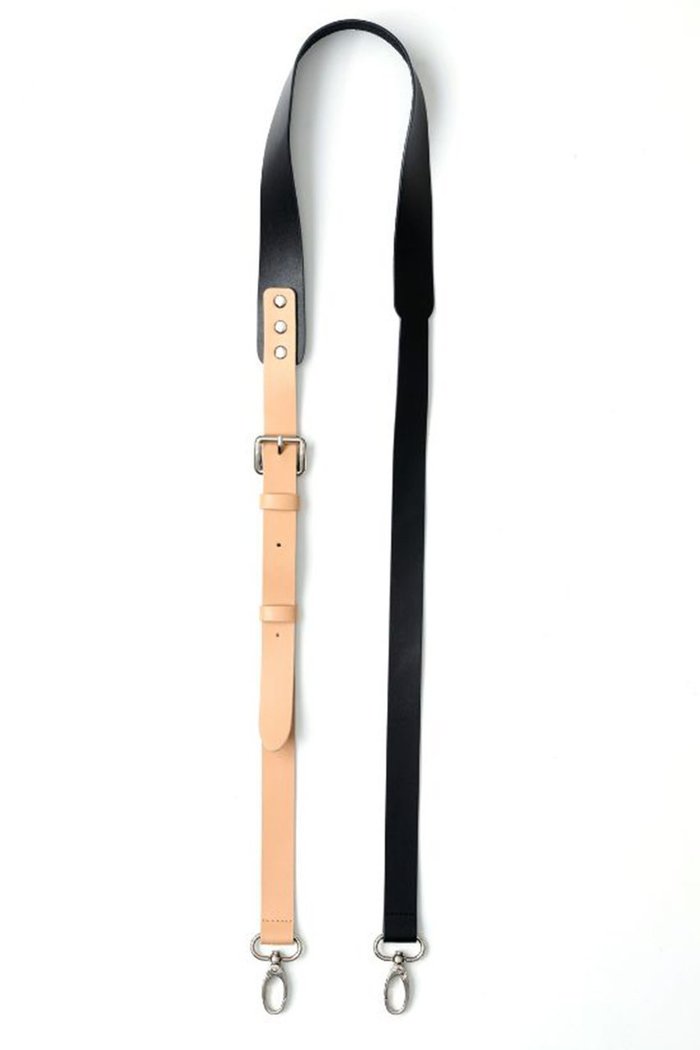 【エジュー/ajew】のCraft leather strap shoulder インテリア・キッズ・メンズ・レディースファッション・服の通販 founy(ファニー) https://founy.com/ ファッション Fashion レディースファッション Fashion for Women おすすめ Recommended / Our Picks カメラ Camera Accessories ショルダー Shoulder, Shoulder Strap チャーム Charm, Pendant ドッキング Docking, Mixed Material ラップ Wrap, Wrap Design |ID: prp329100004314535 ipo3291000000036120981