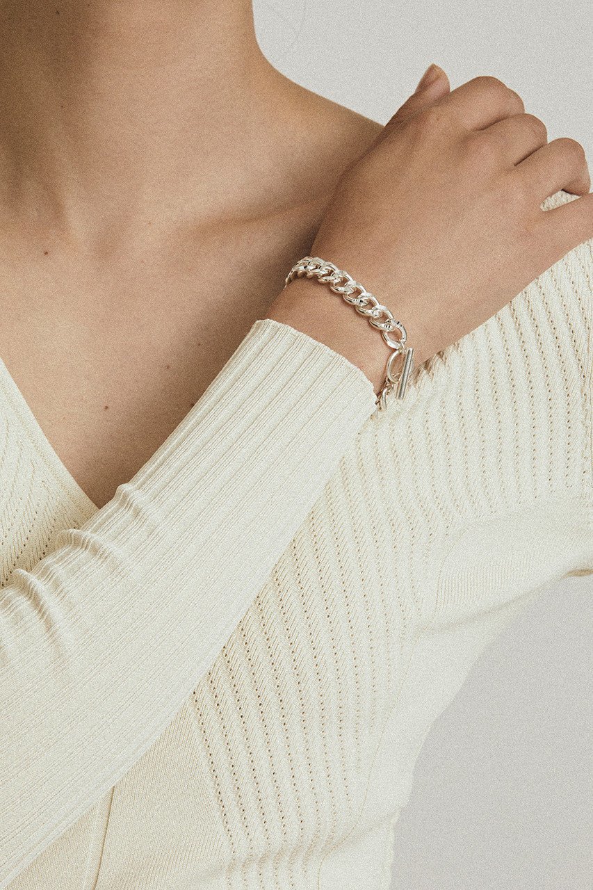 【エネイ/ENEY】のKIHEI ブレスレットM 人気、トレンドファッション・服の通販 founy(ファニー) 　ファッション　Fashion　レディースファッション　Fashion for Women　ジュエリー　Jewelry　チェーン＆カフブレスレット　Cuff & Chain Bracelets　バングル・カフブレスレット　Bangles & Cuff Bracelets　エレガント 上品　Elegant　カッティング　Cutting Detail　クラシック　Classic, Timeless Style　シルバー　Silver, Metallic Silver　シンプル　Simple, Minimal　チェーン　Chain, Chain Strap　テクスチャー　Texture, Textured Fabric　ブレスレット　Bracelet, Wristband　other-3|ID: prp329100004316461 ipo3291000000036146936