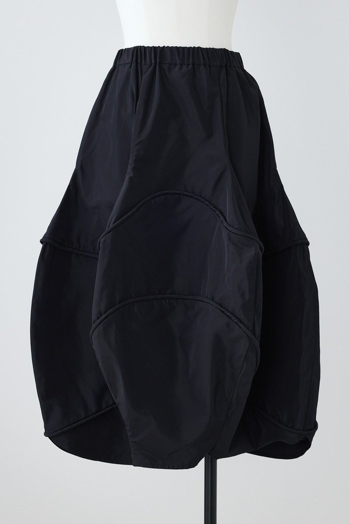 【ナゴンスタンス/nagonstans】のSmooth タフタ Orb SK/スカート インテリア・キッズ・メンズ・レディースファッション・服の通販 founy(ファウニー) https://founy.com/ ファッション Fashion レディースファッション Fashion for Women スカート Skirts ロングスカート Long Skirts / Maxi & Midi Skirts タフタ Taffeta, Structured Fabric パイピング Piping, Trim Design フォルム Silhouette, Form ロング Long, Long-Length |ID: prp329100004320264 ipo3291000000036752380