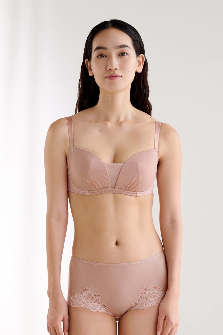 【ユエ/Yue】の(E70～)小さく見せるミニマイズブラ 人気、トレンドファッション・服の通販 founy(ファニー) 　ファッション　Fashion　レディースファッション　Fashion for Women　下着・ランジェリー　Lingerie & Intimates　ブラジャー・ランジェリーブラ　Bras / Lingerie Bras　カッティング　Cutting Detail　コンパクト　Compact, Small Size　スタイリッシュ　Stylish, Fashionable　チュール　Tulip, Tulip Motif　パターン　Pattern, Design Print　フロント　Front, Front Design　ブラジャー　Bra, Lingerie　ベーシック　Basic, Essential　ラップ　Wrap, Wrap Design　ランジェリー　Lingerie, Intimate Wear　ワイヤー　Wire, Wired Bra　other-8|ID: prp329100004320329 ipo3291000000031365136