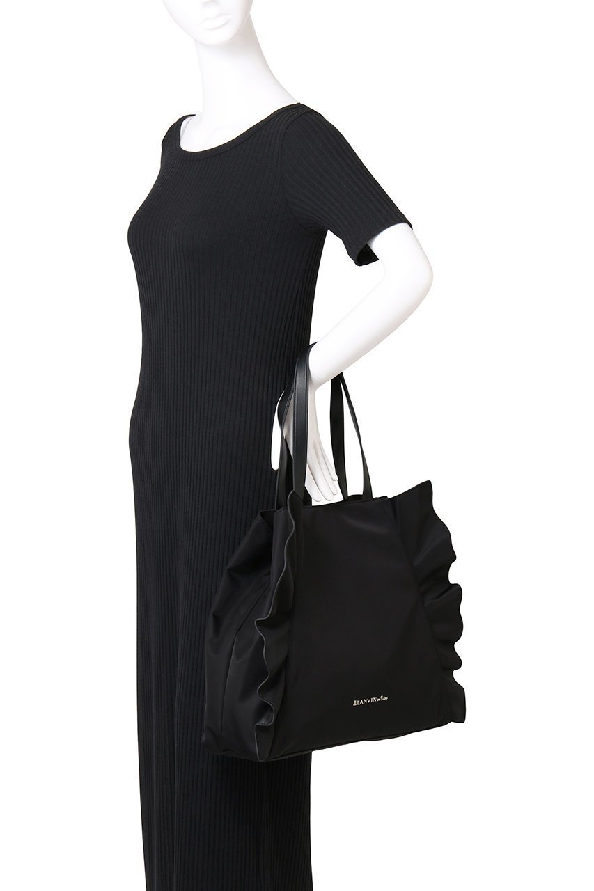 【ランバン オン ブルー/LANVIN en Bleu】のラッフルフリルバッグ 人気、トレンドファッション・服の通販 founy(ファニー) 　ファッション　Fashion　レディースファッション　WOMEN　バッグ　Bag　フェミニン　Feminine　フォルム　Form　フリル　Frills　ポケット　Pocket　other-2|ID: prp329100004320336 ipo3291000000031365168