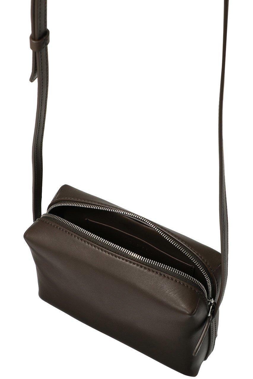 【ザ ロウ/THE ROW】のREGENT CROSSBODY 人気、トレンドファッション・服の通販 founy(ファニー) 　ファッション　Fashion　レディースファッション　Fashion for Women　バッグ　Bags　コンパクト　Compact, Small Size　ショルダー　Shoulder, Shoulder Strap　スクエア　Square, Square Shape　パーティ　Party, Party Style　フォルム　Silhouette, Form　ポシェット　Pochette, Mini Bag　ラグジュアリー　Luxury, Elegant　ロング　Long, Long-Length　財布　Wallet, Purse　other-5|ID: prp329100004323550 ipo3291000000032788360
