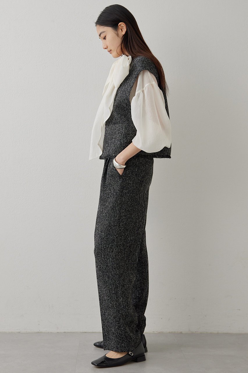 【ウィムガゼット/Whim Gazette】の【THE PAUSE】ツイードショートジレ 人気、トレンドファッション・服の通販 founy(ファニー) 　ファッション　Fashion　レディースファッション　Fashion for Women　アウター　Coat / Outerwear Collection　レディースジャケット・軽アウター　Jackets　おすすめ　Recommended / Our Picks　ショート　Short, Short Length　シルバー　Silver, Metallic Silver　ジャケット　Jacket, Outerwear　スリーブ　Sleeve, Long Sleeve / Short Sleeve　セットアップ　Set-Up, Coordinated Outfit　セレモニー　Ceremony　ツイード　Twill, Twill Weave　フリンジ　Fringe, Tassel　フレンチ　French, French Style　ベスト　Vest, Waistcoat　エレガント 上品　Elegant　other-5|ID: prp329100004326330 ipo3291000000032921992
