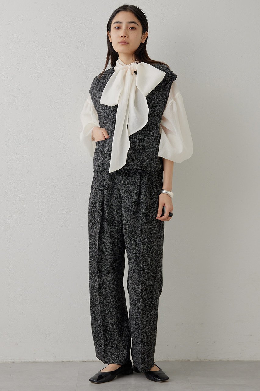 【ウィムガゼット/Whim Gazette】の【THE PAUSE】ツイードショートジレ 人気、トレンドファッション・服の通販 founy(ファニー) 　ファッション　Fashion　レディースファッション　Fashion for Women　アウター　Coat / Outerwear Collection　レディースジャケット・軽アウター　Jackets　おすすめ　Recommended / Our Picks　ショート　Short, Short Length　シルバー　Silver, Metallic Silver　ジャケット　Jacket, Outerwear　スリーブ　Sleeve, Long Sleeve / Short Sleeve　セットアップ　Set-Up, Coordinated Outfit　セレモニー　Ceremony　ツイード　Twill, Twill Weave　フリンジ　Fringe, Tassel　フレンチ　French, French Style　ベスト　Vest, Waistcoat　エレガント 上品　Elegant　other-7|ID: prp329100004326330 ipo3291000000032922014