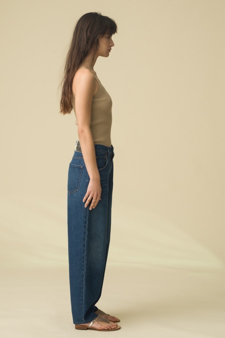 【マザー/MOTHER】の【SNACKS】THE PEELER ANKLE ハイウエストテーパードデニム(CRT) 人気、トレンドファッション・服の通販 founy(ファニー) 　ファッション　Fashion　レディースファッション　Ladies' Fashion Online　パンツ　Pants　デニムパンツ　Denim Pants　アンクル　Uncle　デニム　Denim　トレンド　Trend　リラックス　Relax　ワイド　Wide　再入荷　Restock/Back In Stock/Re Arrival　other-7|ID: prp329100004328319 ipo3291000000032629792