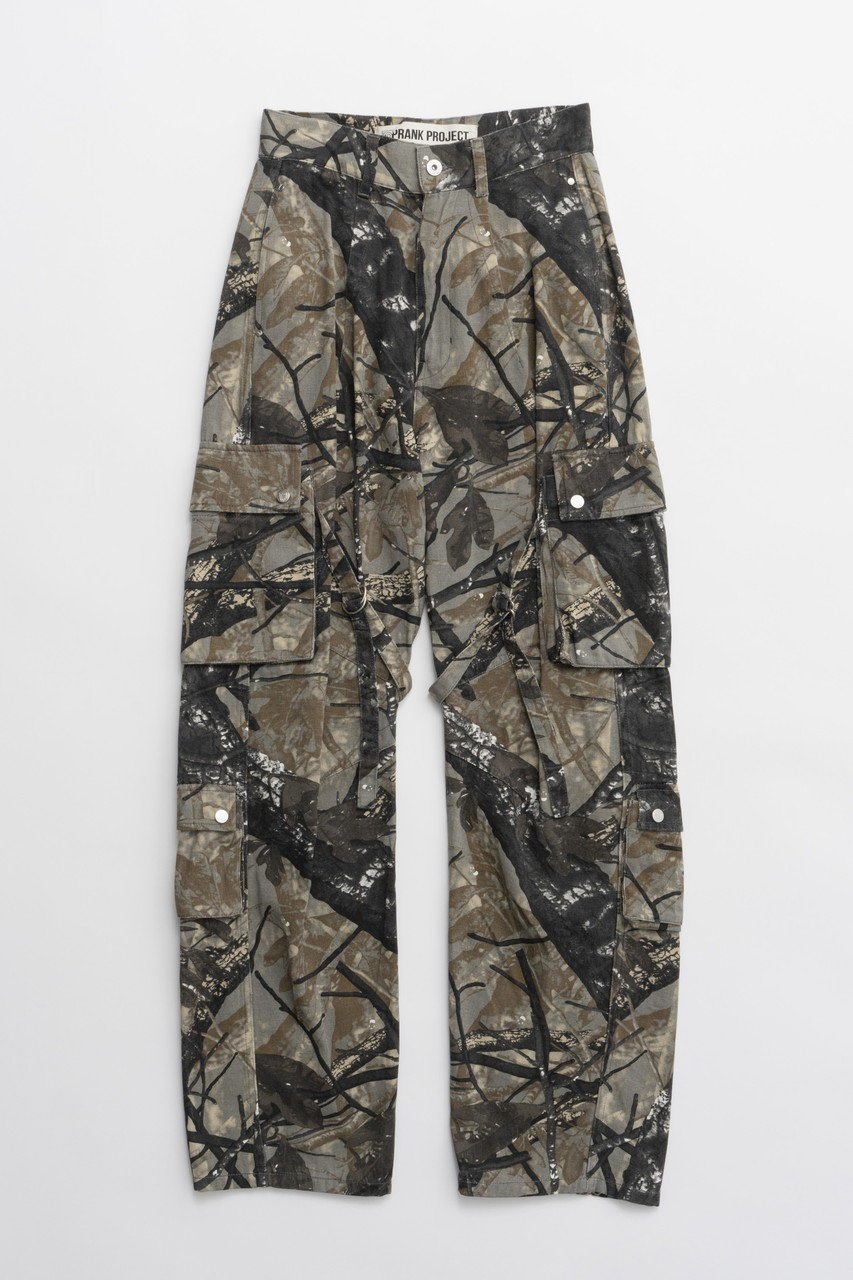 【プランク プロジェクト/PRANK PROJECT】のカモバレルレッグカーゴパンツ / Camo Barrel Leg Cargo Pants 人気、トレンドファッション・服の通販 founy(ファニー) 　ファッション　Fashion　レディースファッション　WOMEN　パンツ　Pants　2025年　2025　2025春夏・S/S　Ss,Spring/Summer,2025　カーゴパンツ　Cargo Pants　テーパード　Tapered　トレンド　Trend　フォルム　Form　フロント　Front　ポケット　Pocket　ラップ　Wrap　夏　Summer　春　Spring　S/S・春夏　Ss・Spring/Summer　 other-1|ID: prp329100004335074 ipo3291000000030113955