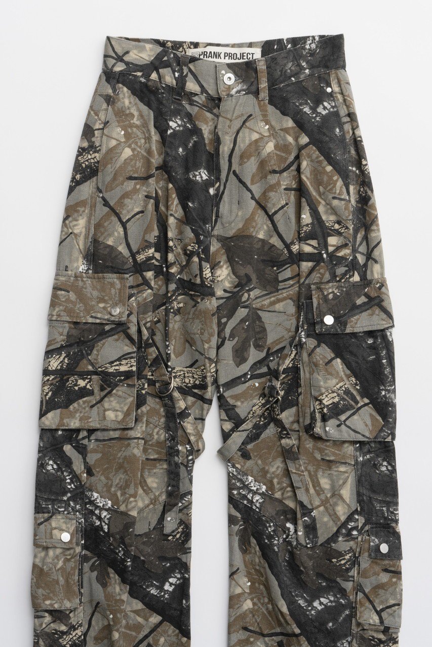 【プランク プロジェクト/PRANK PROJECT】のカモバレルレッグカーゴパンツ / Camo Barrel Leg Cargo Pants 人気、トレンドファッション・服の通販 founy(ファニー) 　ファッション　Fashion　レディースファッション　Fashion for Women　パンツ　Pants & Trousers　カーゴパンツ　Cargo Pants, Utility Pants　テーパード　Tapered, Tapered Pants　トレンド　Trend, Trending Now　フォルム　Silhouette, Form　フロント　Front, Front Design　ポケット　Pocket, Pocket Detail　ラップ　Wrap, Wrap Design　other-2|ID: prp329100004335074 ipo3291000000032928889