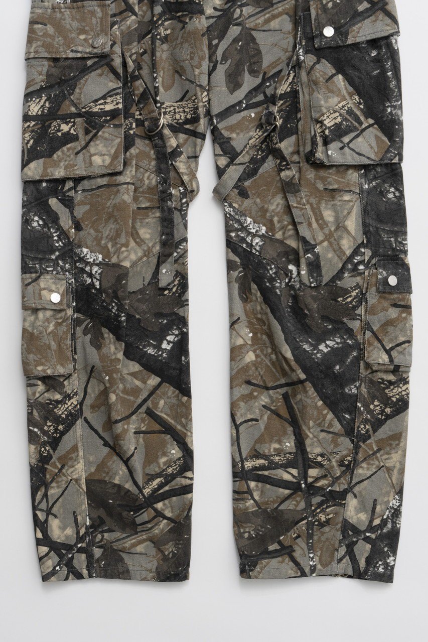 【プランク プロジェクト/PRANK PROJECT】のカモバレルレッグカーゴパンツ / Camo Barrel Leg Cargo Pants 人気、トレンドファッション・服の通販 founy(ファニー) 　ファッション　Fashion　レディースファッション　Fashion for Women　パンツ　Pants & Trousers　カーゴパンツ　Cargo Pants, Utility Pants　テーパード　Tapered, Tapered Pants　トレンド　Trend, Trending Now　フォルム　Silhouette, Form　フロント　Front, Front Design　ポケット　Pocket, Pocket Detail　ラップ　Wrap, Wrap Design　other-3|ID: prp329100004335074 ipo3291000000035769605