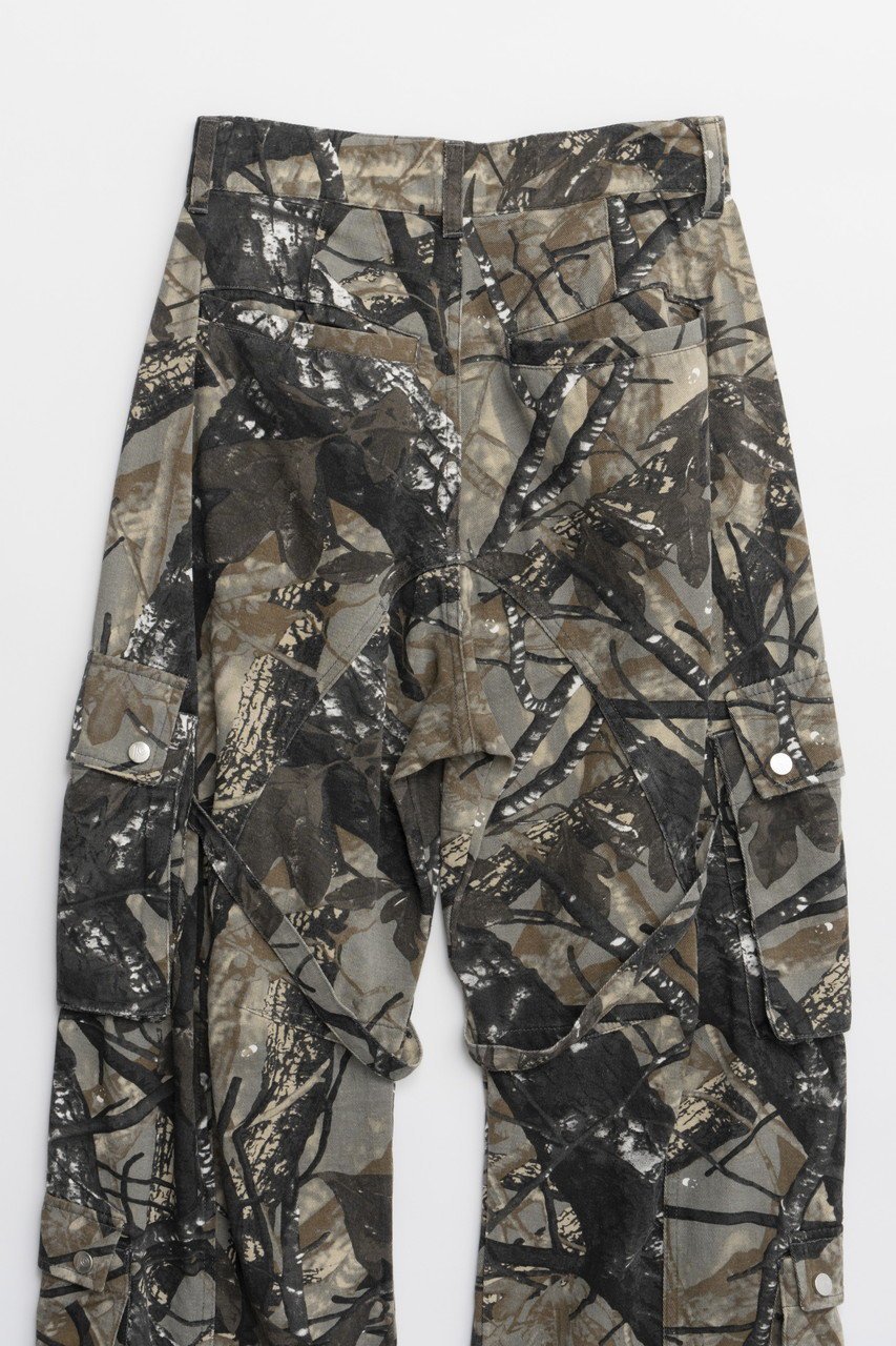 【プランク プロジェクト/PRANK PROJECT】のカモバレルレッグカーゴパンツ / Camo Barrel Leg Cargo Pants 人気、トレンドファッション・服の通販 founy(ファニー) 　ファッション　Fashion　レディースファッション　Fashion for Women　パンツ　Pants & Trousers　カーゴパンツ　Cargo Pants, Utility Pants　テーパード　Tapered, Tapered Pants　トレンド　Trend, Trending Now　フォルム　Silhouette, Form　フロント　Front, Front Design　ポケット　Pocket, Pocket Detail　ラップ　Wrap, Wrap Design　other-6|ID: prp329100004335074 ipo3291000000035769612