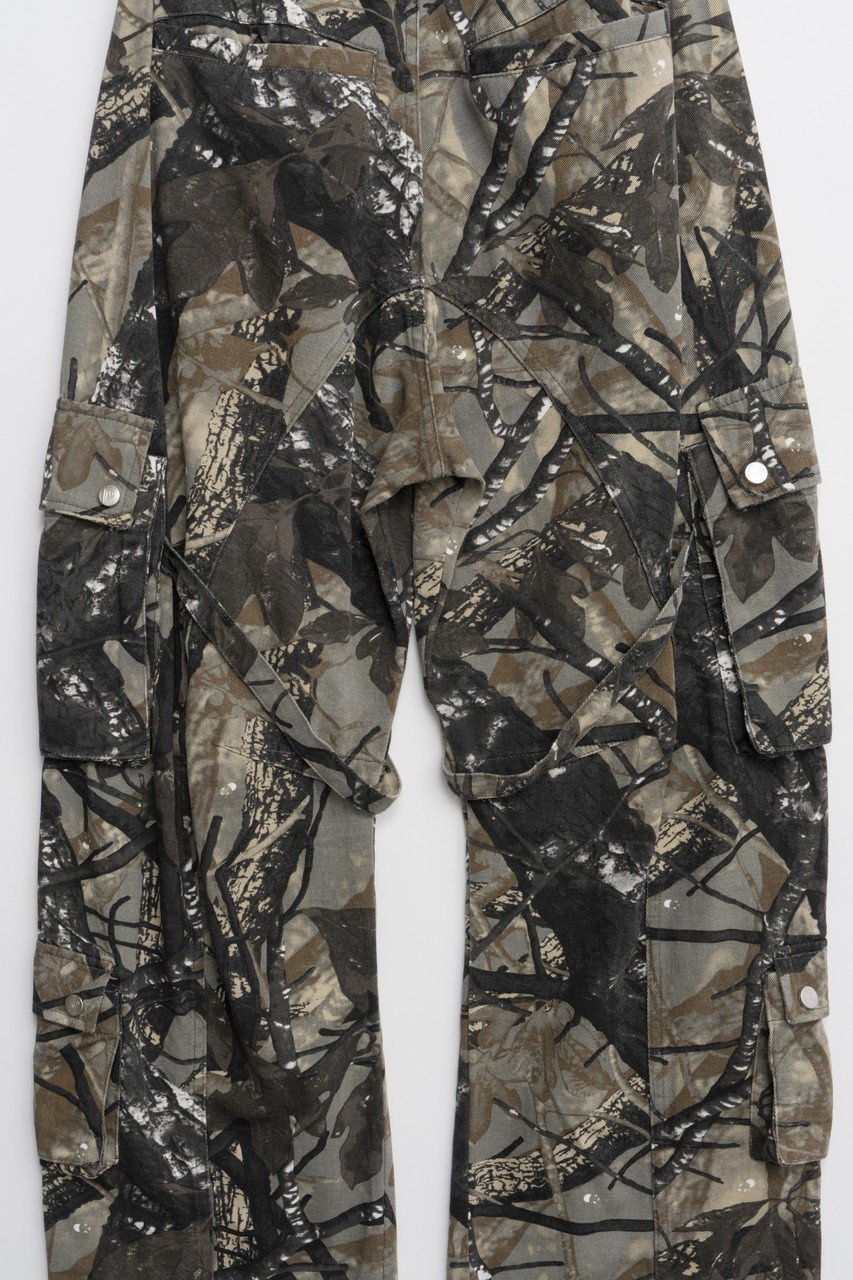 【プランク プロジェクト/PRANK PROJECT】のカモバレルレッグカーゴパンツ / Camo Barrel Leg Cargo Pants 人気、トレンドファッション・服の通販 founy(ファニー) 　ファッション　Fashion　レディースファッション　Fashion for Women　パンツ　Pants & Trousers　カーゴパンツ　Cargo Pants, Utility Pants　テーパード　Tapered, Tapered Pants　トレンド　Trend, Trending Now　フォルム　Silhouette, Form　フロント　Front, Front Design　ポケット　Pocket, Pocket Detail　ラップ　Wrap, Wrap Design　other-8|ID: prp329100004335074 ipo3291000000035769614